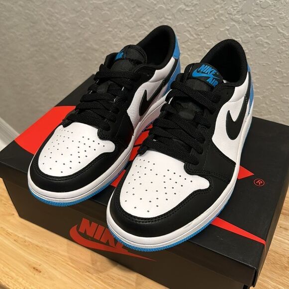 NIKE AIR JORDAN 1 RETRO LOW OG SNEAKERS - Picture 8 of 11